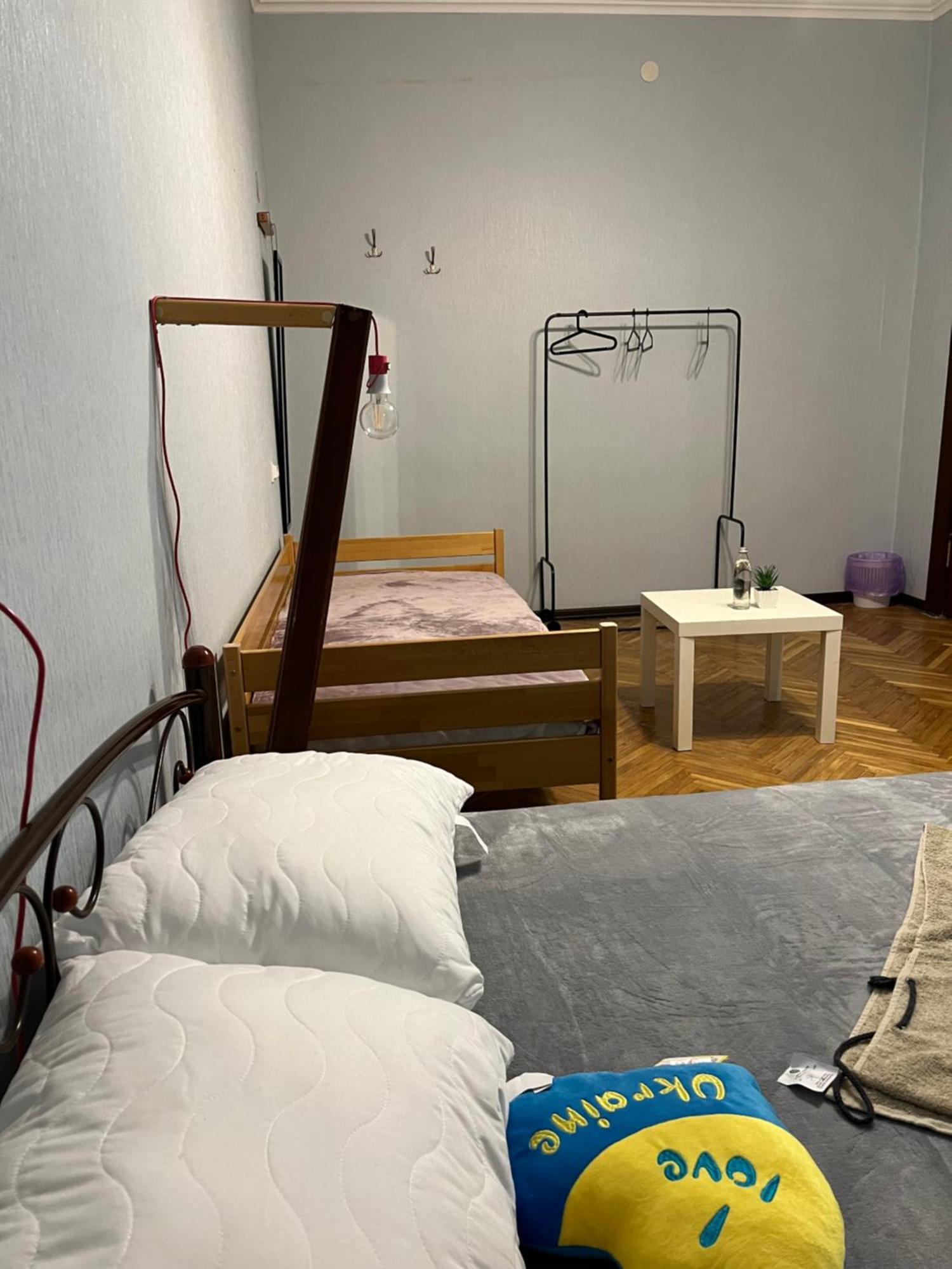 Ararat-Klovskaya Hostel-Apartments Kiev Esterno foto