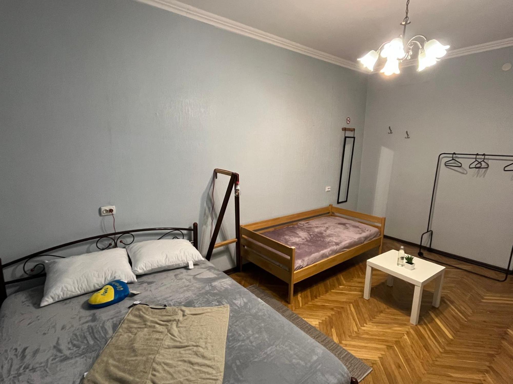 Ararat-Klovskaya Hostel-Apartments Kiev Esterno foto