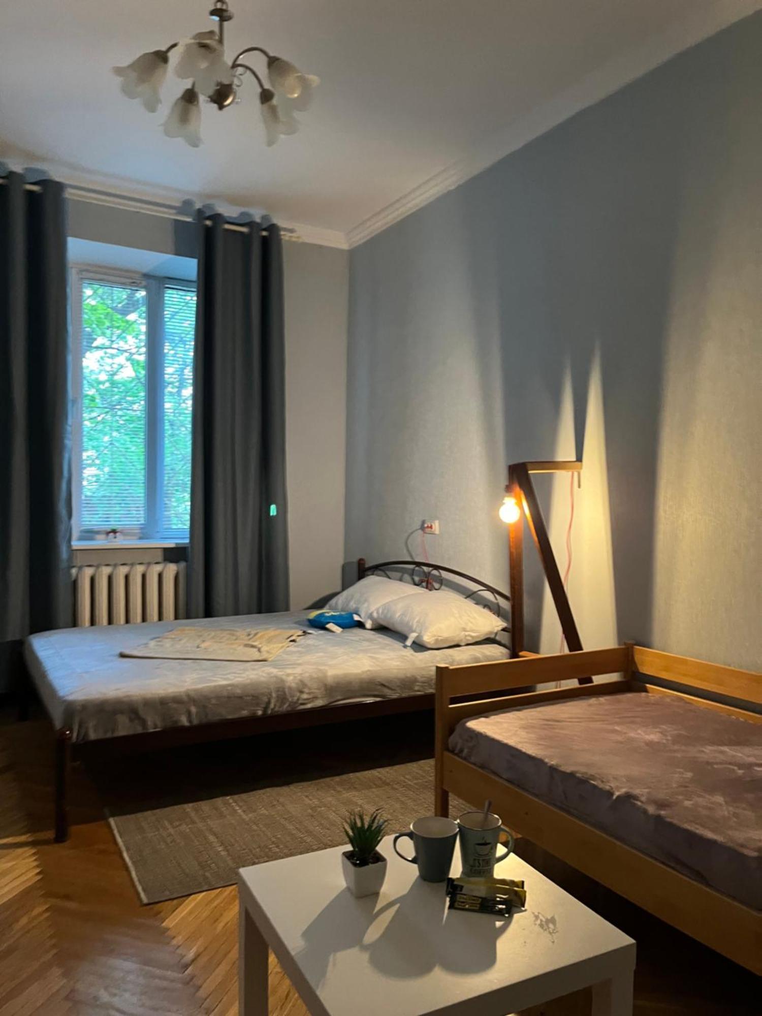 Ararat-Klovskaya Hostel-Apartments Kiev Esterno foto