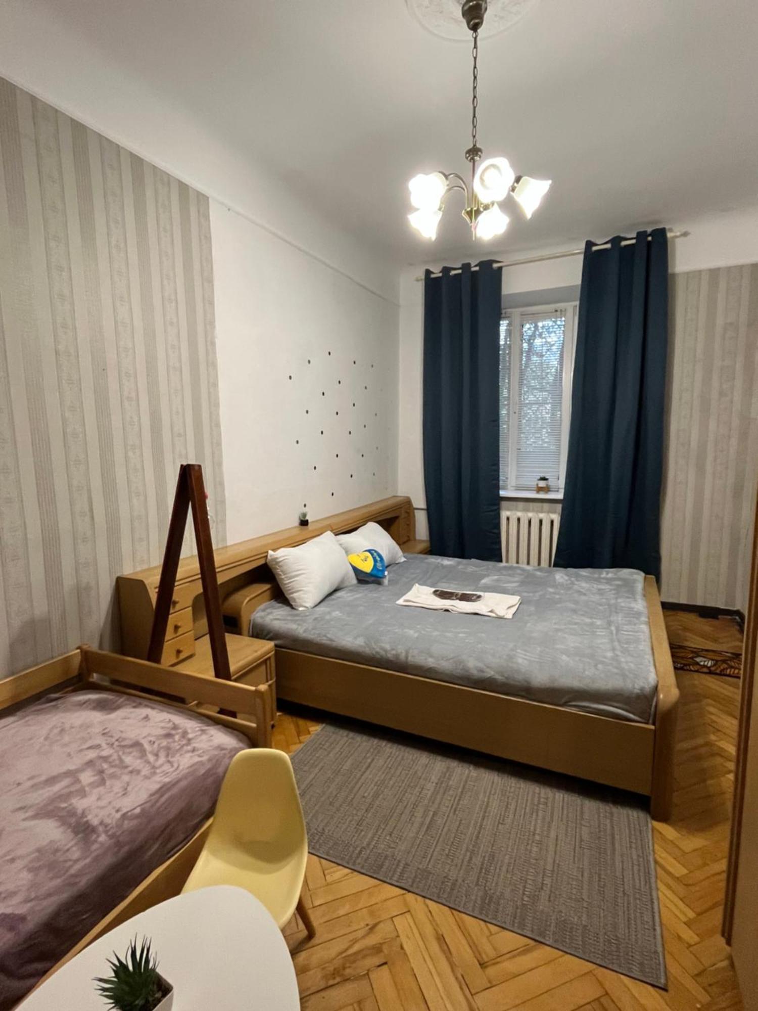 Ararat-Klovskaya Hostel-Apartments Kiev Esterno foto